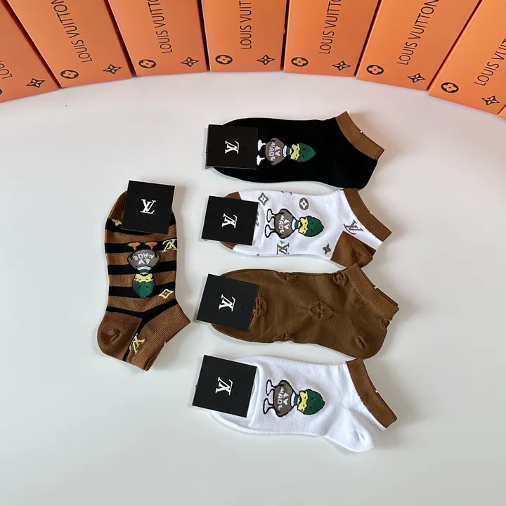 スーパーコピー ルイヴィトン 靴下