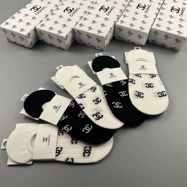 スーパーコピー シャネル 靴下