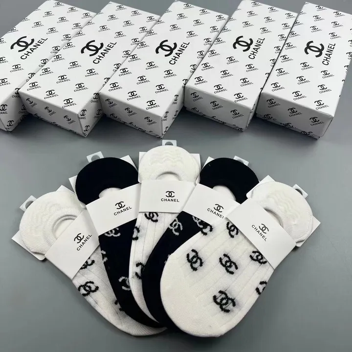 スーパーコピー シャネル 靴下