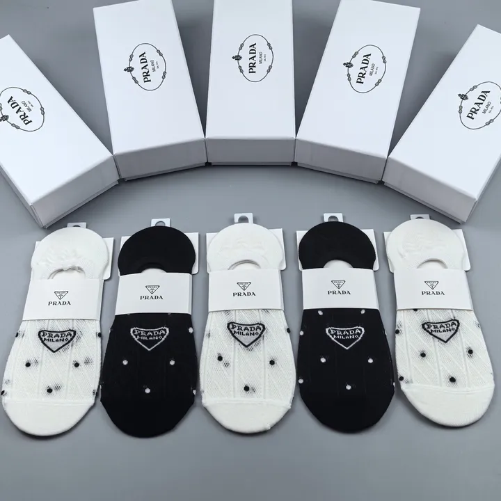 スーパーコピー バレンシアガ 靴下