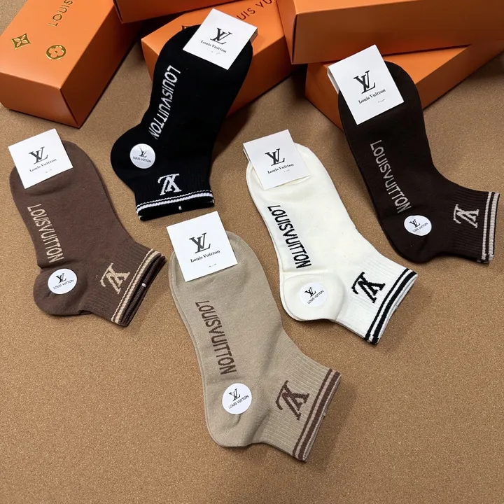 スーパーコピー ルイヴィトン 靴下