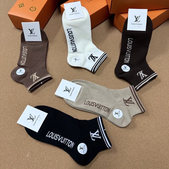 スーパーコピー ルイヴィトン 靴下