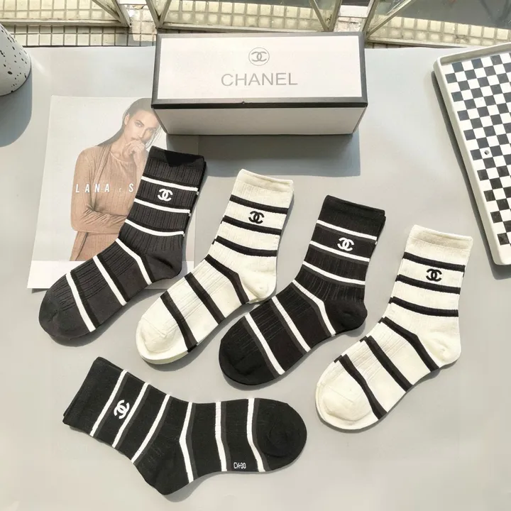スーパーコピー シャネル 靴下