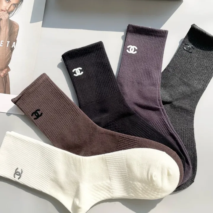 スーパーコピー シャネル 靴下