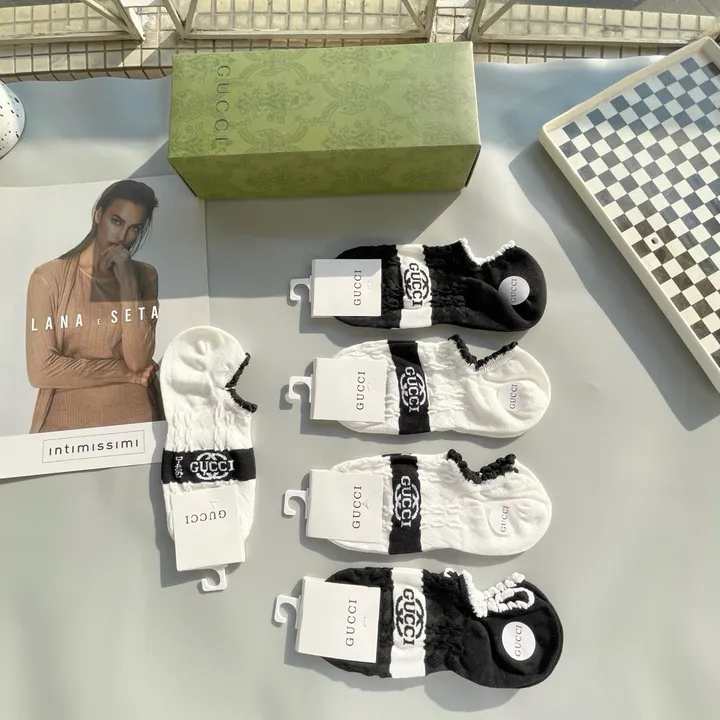 スーパーコピー グッチ 靴下