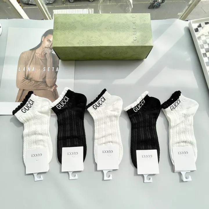 スーパーコピー グッチ 靴下