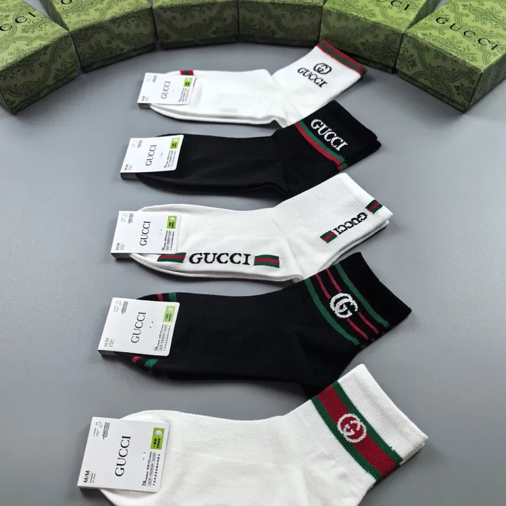 スーパーコピー グッチ 靴下