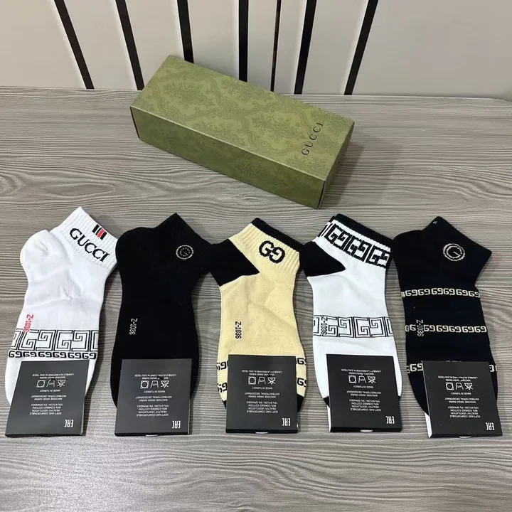 スーパーコピー グッチ 靴下