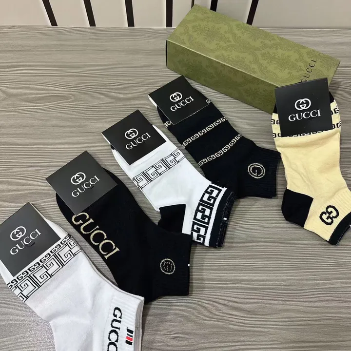 スーパーコピー グッチ 靴下