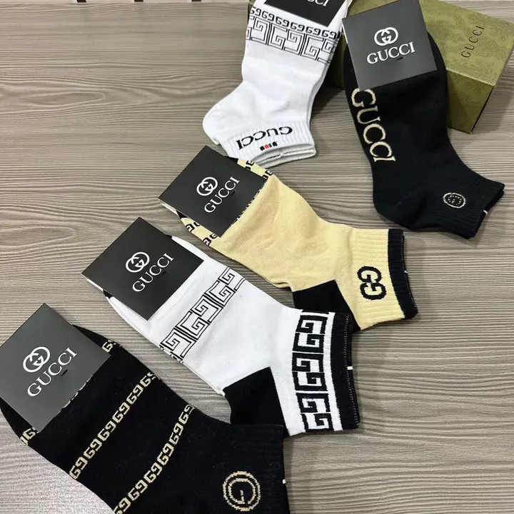 スーパーコピー グッチ 靴下