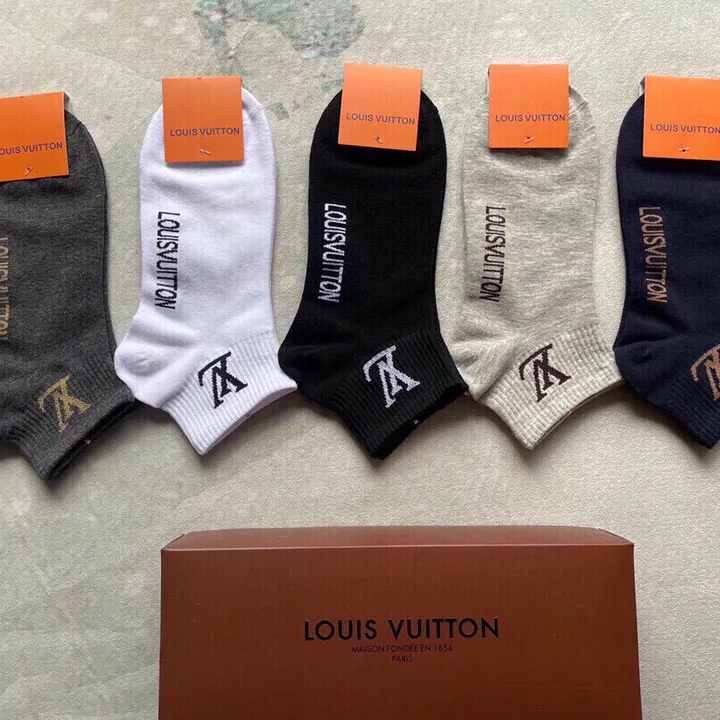 スーパーコピー ルイヴィトン 靴下