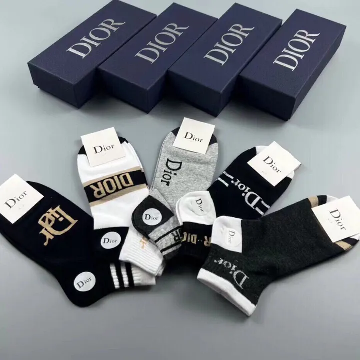 スーパーコピー ディオール 靴下