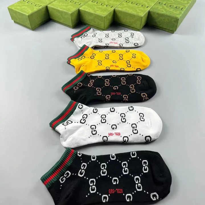 スーパーコピー グッチ 靴下