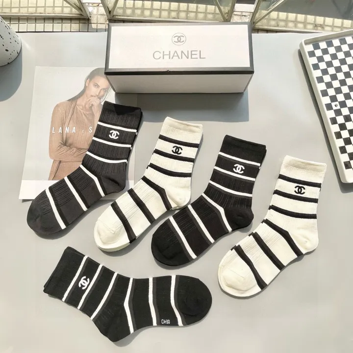 スーパーコピー シャネル 靴下