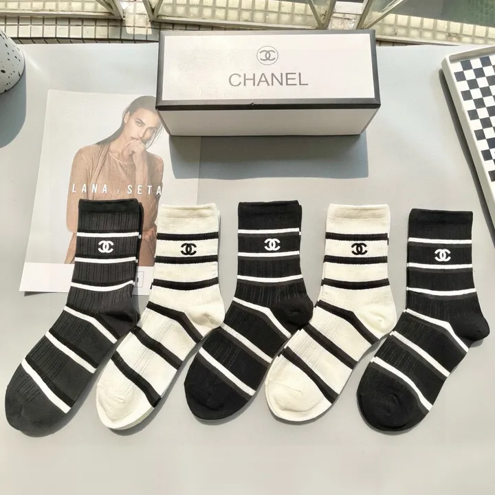 スーパーコピー シャネル 靴下