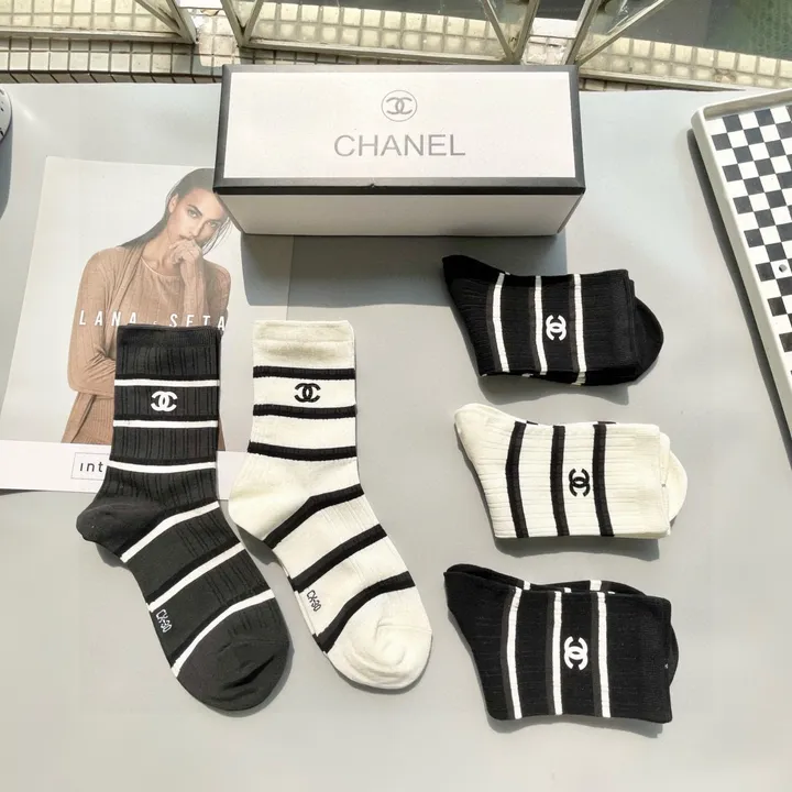 スーパーコピー シャネル 靴下