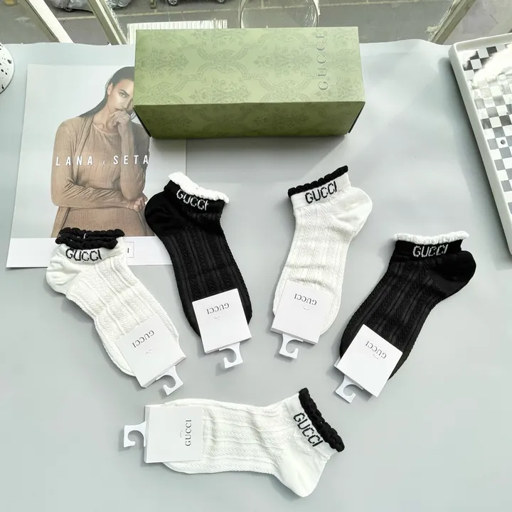 スーパーコピー グッチ 靴下