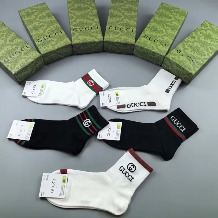 スーパーコピー グッチ 靴下