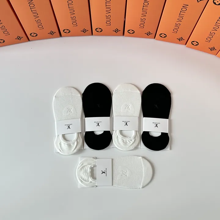 スーパーコピー ルイヴィトン 靴下