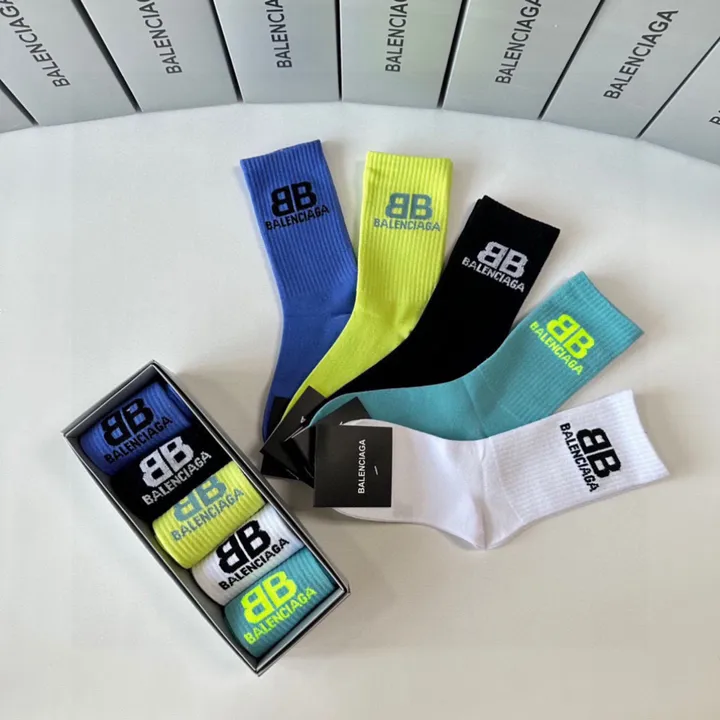 スーパーコピー バレンシアガ 靴下