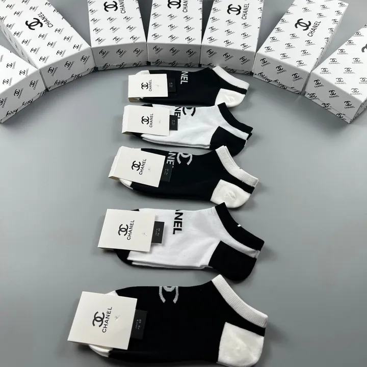 スーパーコピー シャネル 靴下