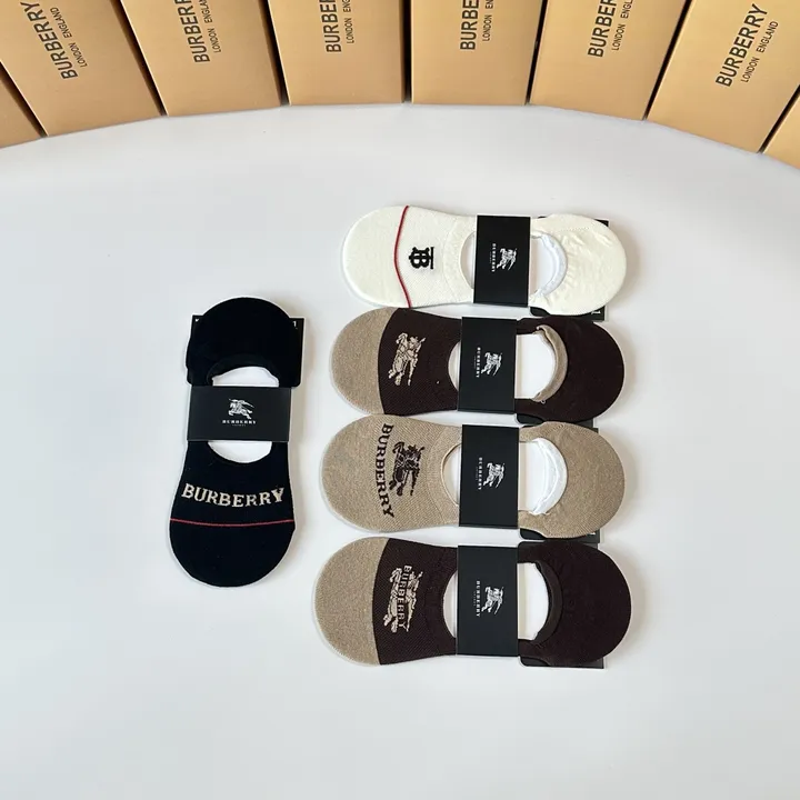 スーパーコピー バーバリー ス 靴下