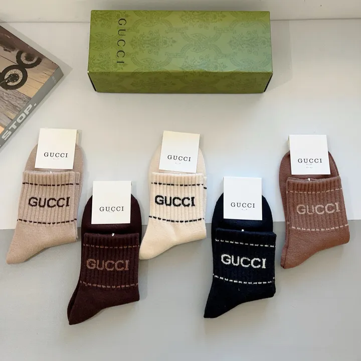 スーパーコピー グッチ 靴下