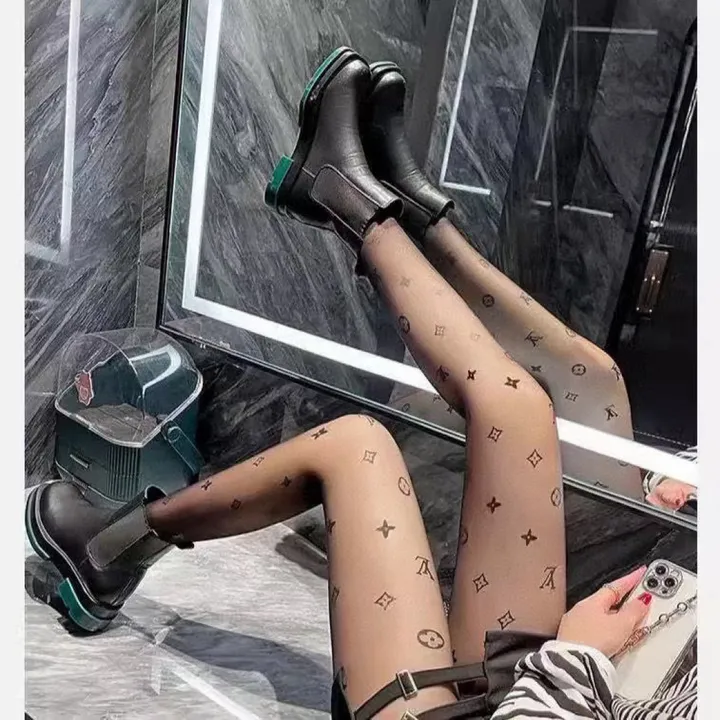 スーパーコピー ルイヴィトン 靴下