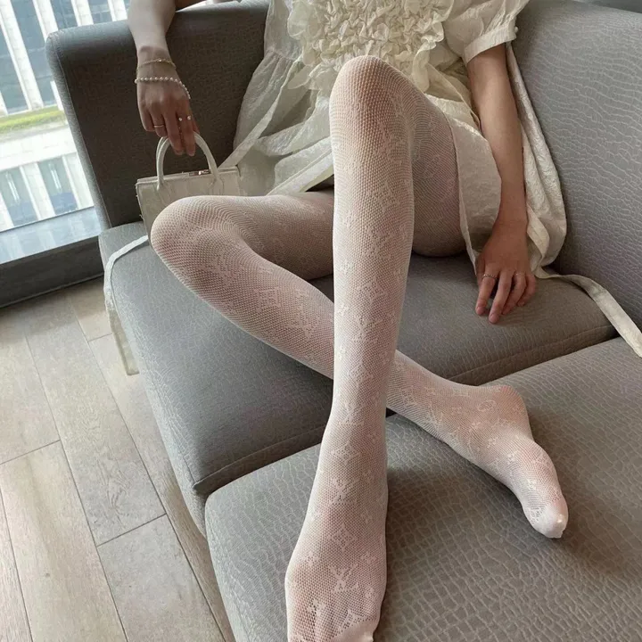 スーパーコピー ルイヴィトン 靴下