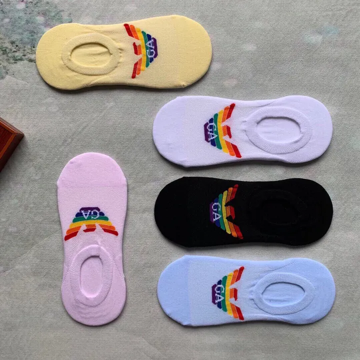 スーパーコピー アルマーニ 靴下