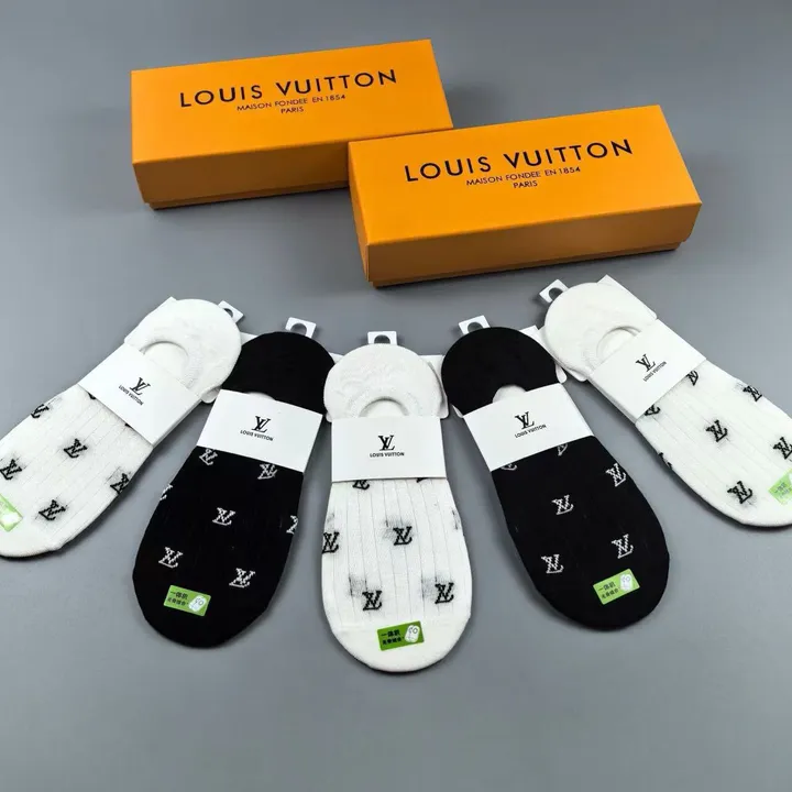 スーパーコピー ルイヴィトン 靴下