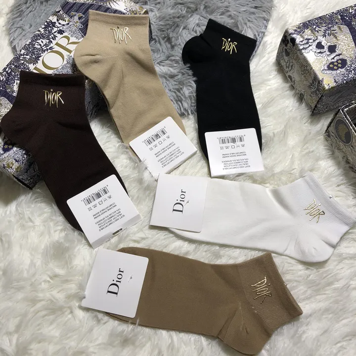 スーパーコピー ディオール 靴下