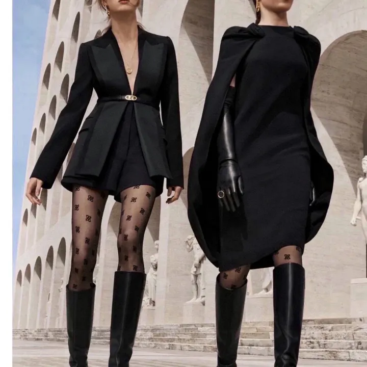 スーパーコピー フェンディ 靴下