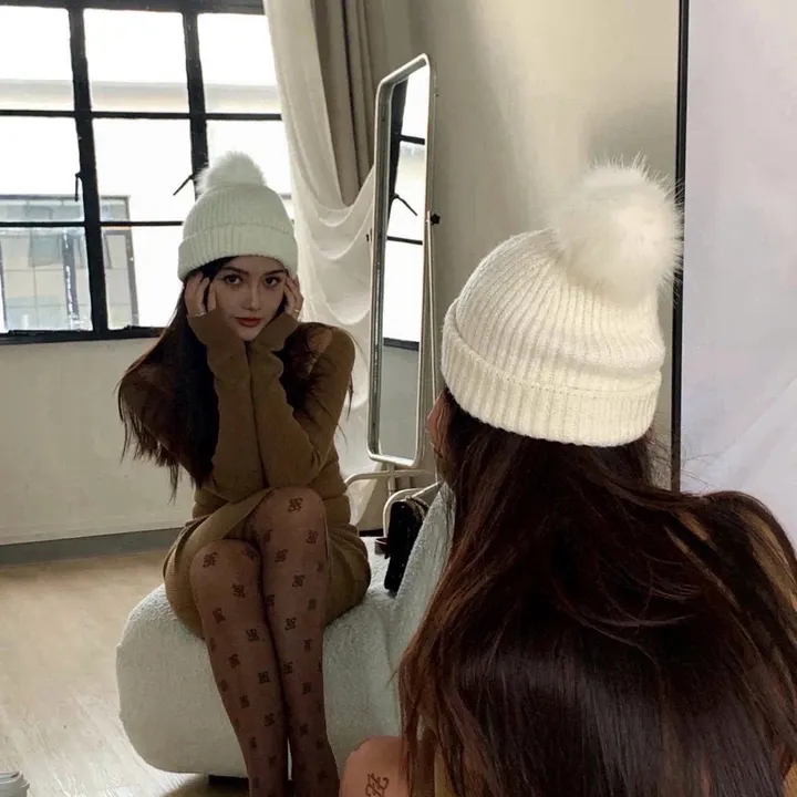 スーパーコピー フェンディ 靴下