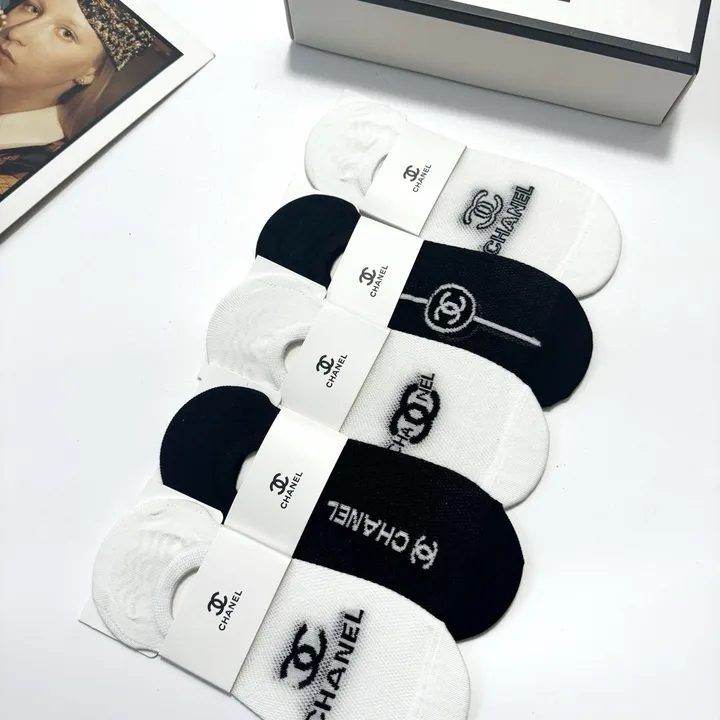 スーパーコピー シャネル 靴下