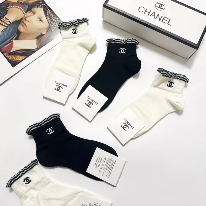 スーパーコピー シャネル 靴下