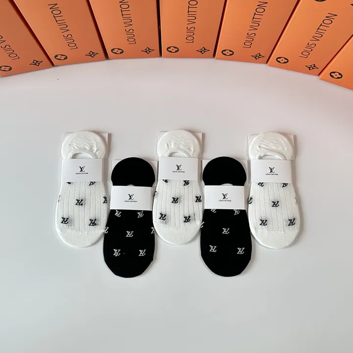 スーパーコピー ルイヴィトン 靴下