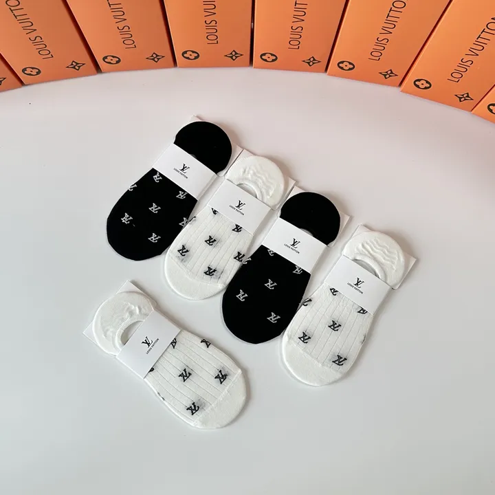 スーパーコピー ルイヴィトン 靴下