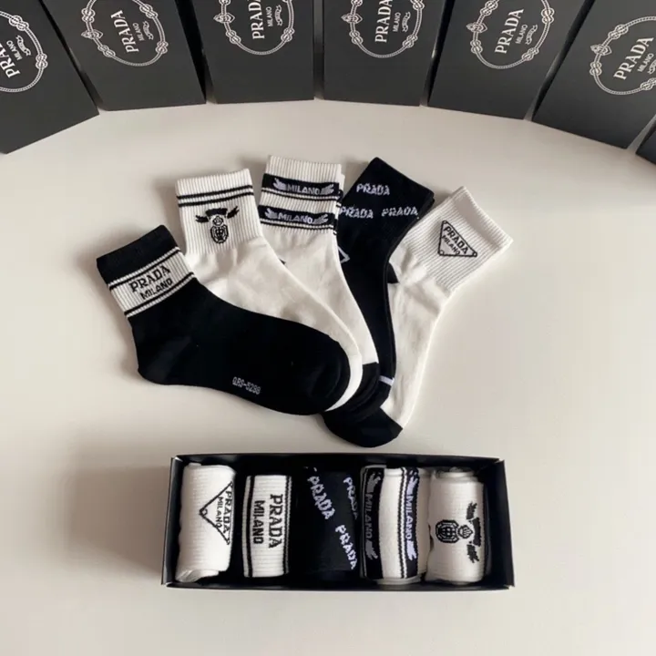 スーパーコピー バレンシアガ 靴下