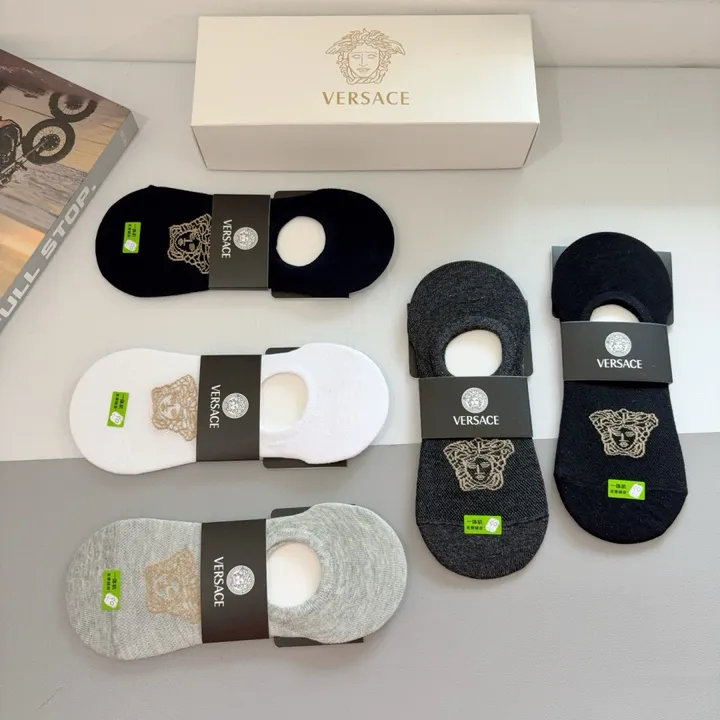 スーパーコピー ヴェルサーチ 靴下