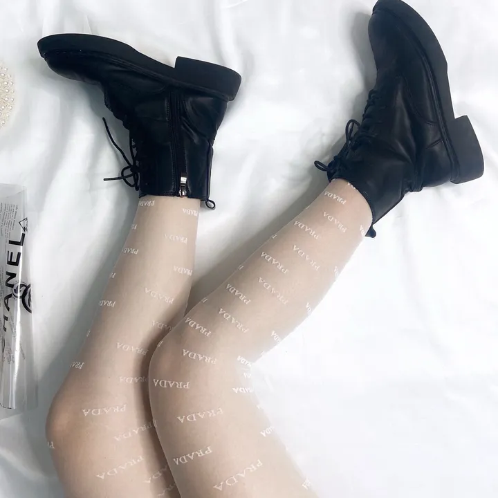 スーパーコピー バレンシアガ 靴下