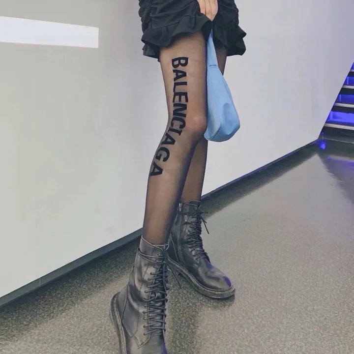 スーパーコピー バレンシアガ 靴下