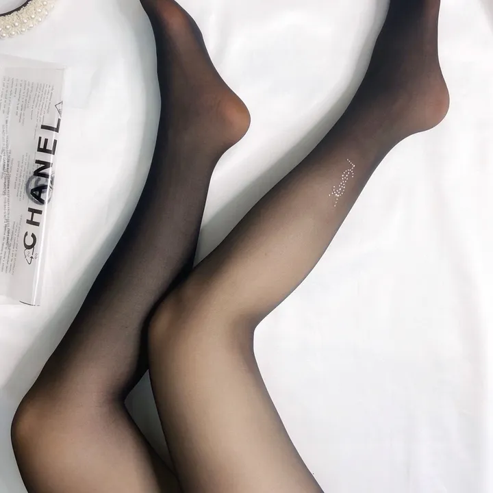 スーパーコピー イブサンローラン 靴下