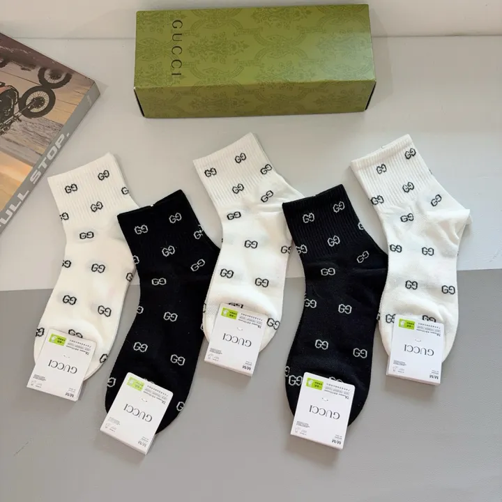 スーパーコピー グッチ 靴下