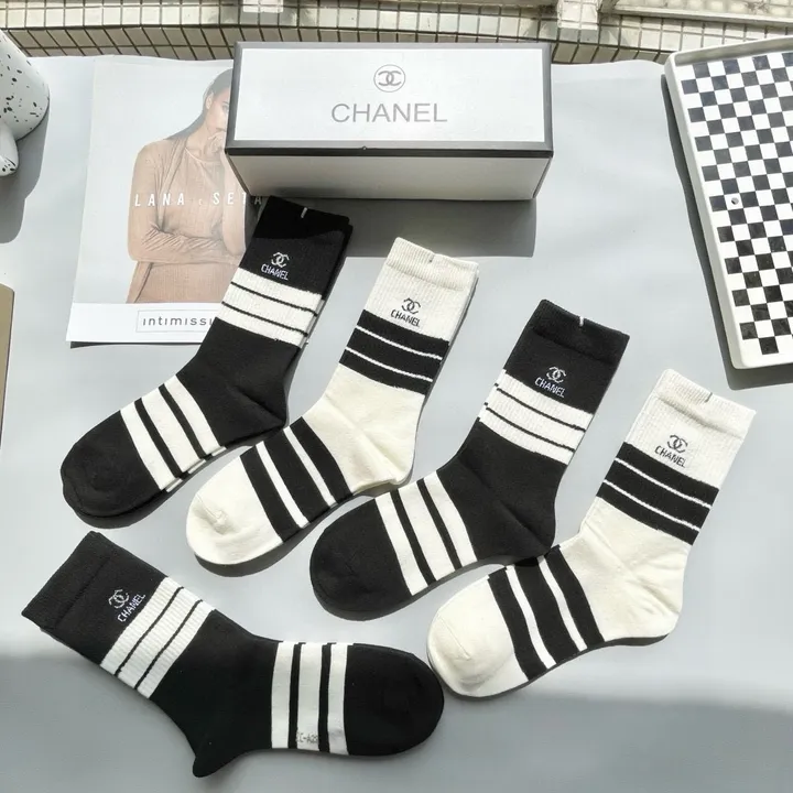 スーパーコピー シャネル 靴下