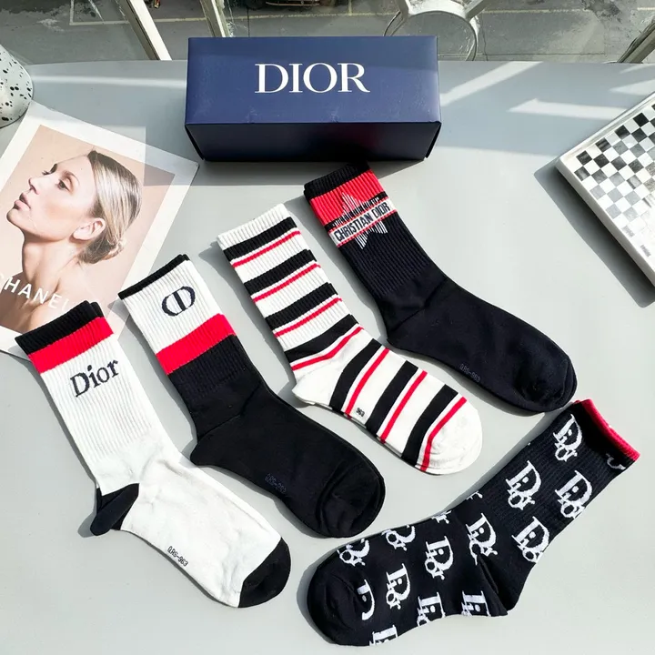 スーパーコピー ディオール 靴下