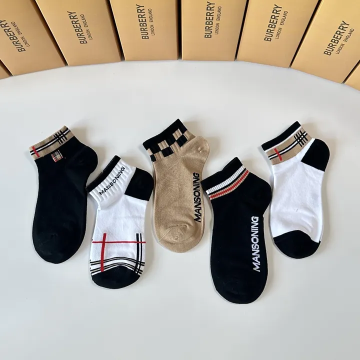 スーパーコピー バーバリー ス 靴下