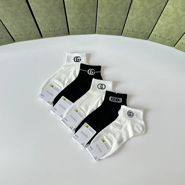 スーパーコピー グッチ 靴下