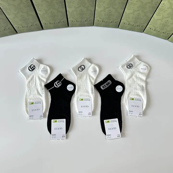 スーパーコピー グッチ 靴下
