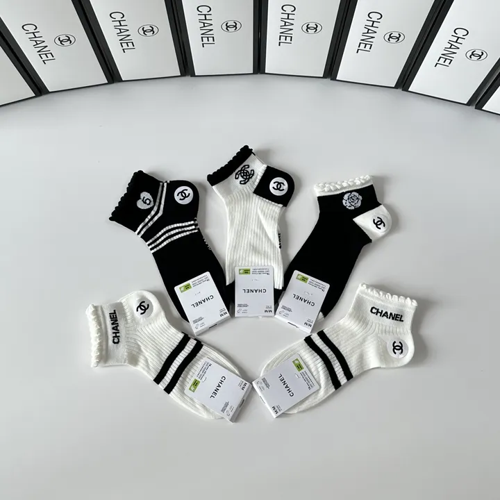 スーパーコピー シャネル 靴下